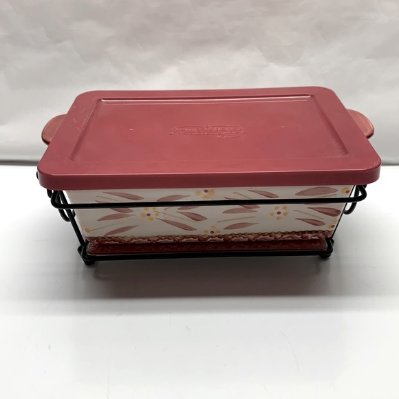 Temptations Other - Temptations 1.5 qt loaf pan old world cranberry